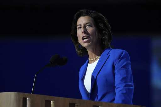 Gina Raimondo, U