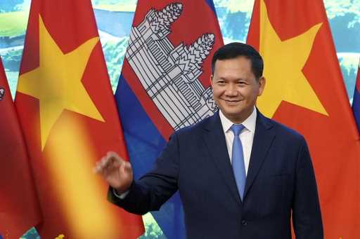 Cambodian Prime Minister Hun Manet poses for photo, along with Vietnamese Prime Minister Pham Minh …