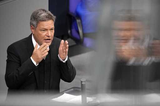 Economy and Climate Minister Robert Habeck speaks during a plenary session at the German parliament…