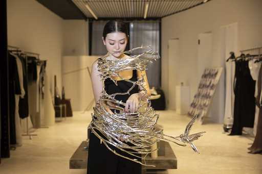 Singapore designer Grace Ling displays 3D printed designs from her New York Fashion Week collection…