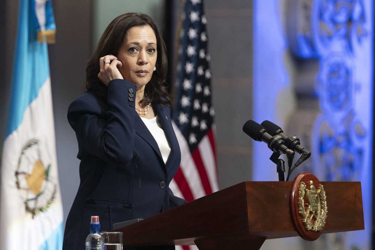 Kamala Harris, Alejandro Giammattei