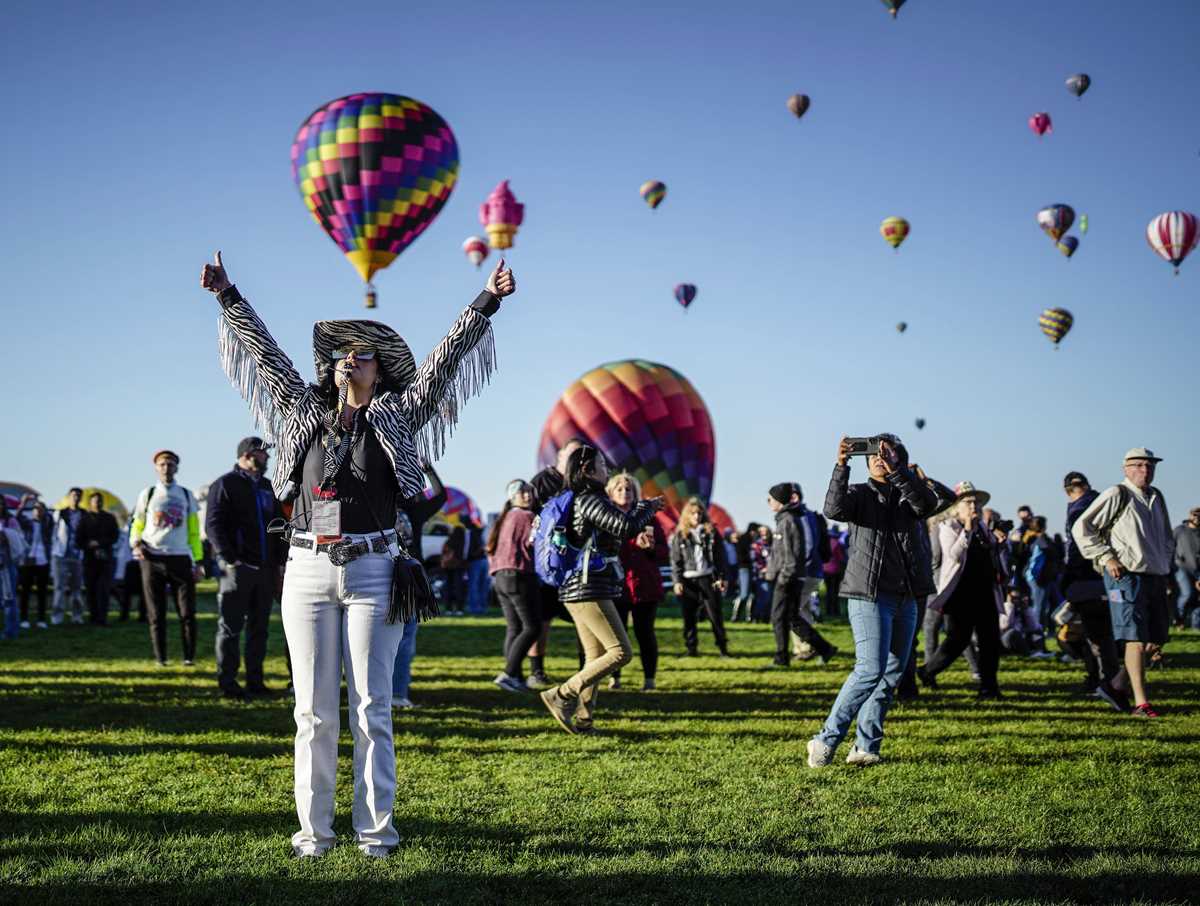 Albuquerque International Balloon Fiesta brings colorful displays to ...