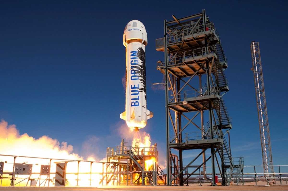 Jeff Bezos' Blue Origin, NASA Team Up to Simulate Lunar ...