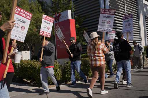 Members of the Culinary Workers Union picket in front of the Virgin Hotels Las Vegas, Friday, Novem…