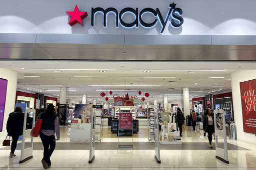 Macy's to close 150 namesake stores as sales slip, pivot to luxury with new Bloomingdale's locations