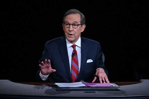 Moderator Chris Wallace speaks as President Donald Trump and Democratic presidential candidate form…