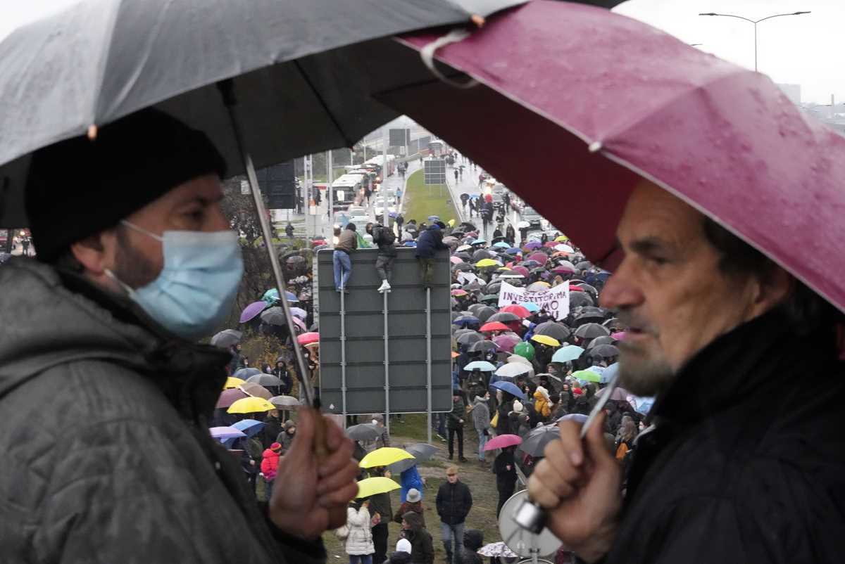 Serbia Roads Blocked For 3rd Weekend Of Lithium Mine Protest