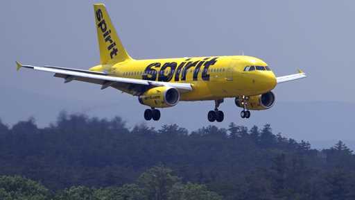 Spirit Air stock bounces back a bit, airline says holiday travel boosted revenue