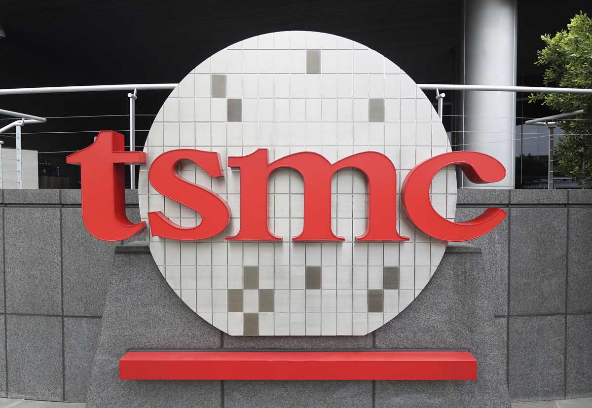 https://www.marketbeat.com/images/associated-press/taiwan-tsmc-2025-01-16-1-primaryphoto.jpg