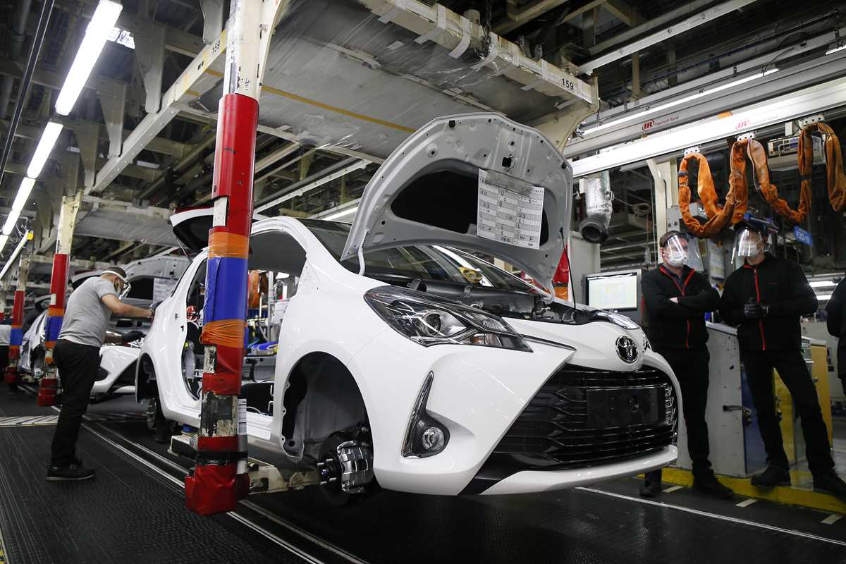 Toyota slashes production on pandemicrelated parts shortage