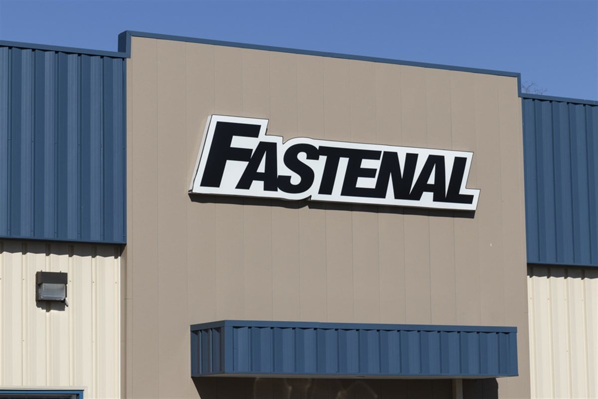 Fastenal stock price