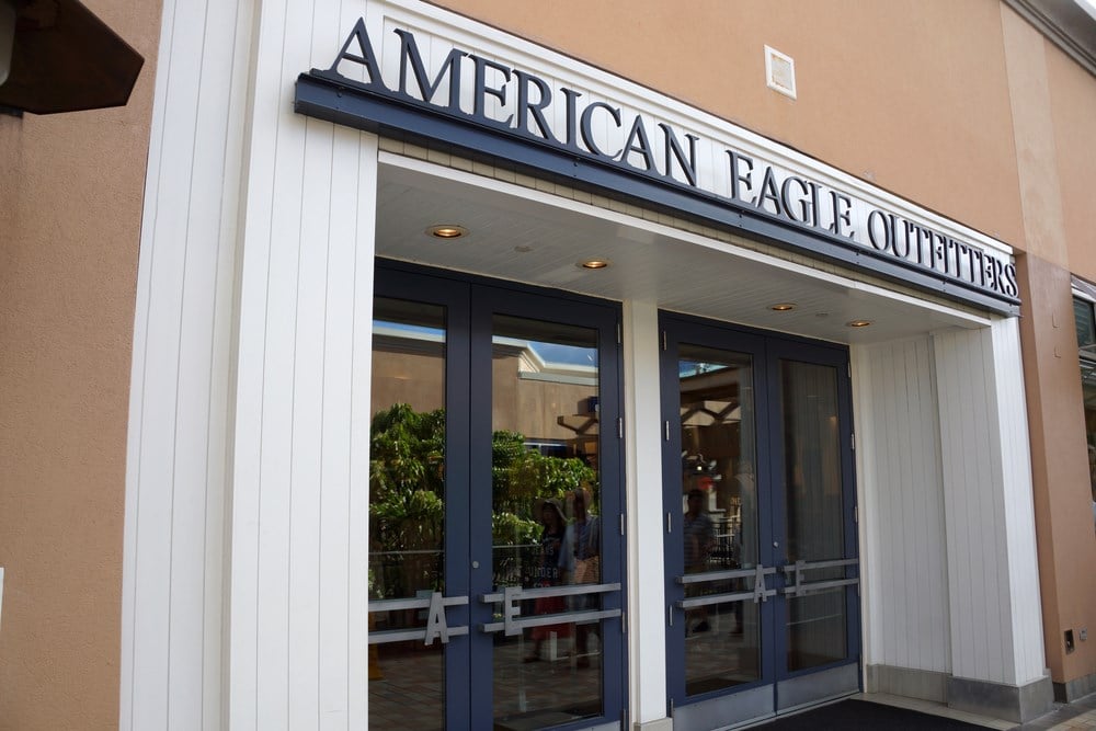 American Eagle Storefront and stock price 
