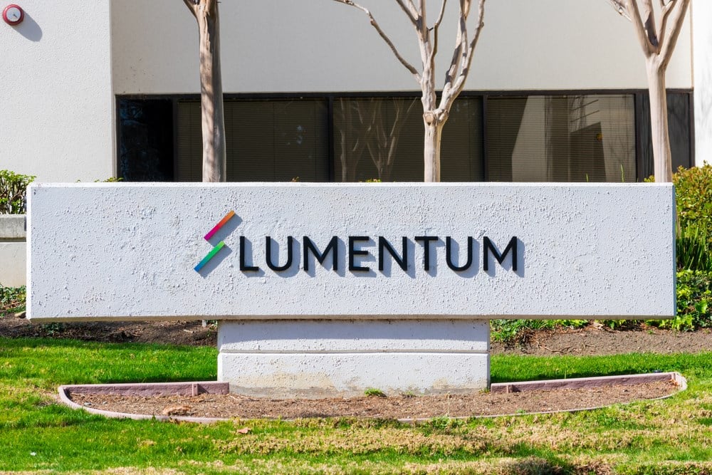 Lumentum stock price 