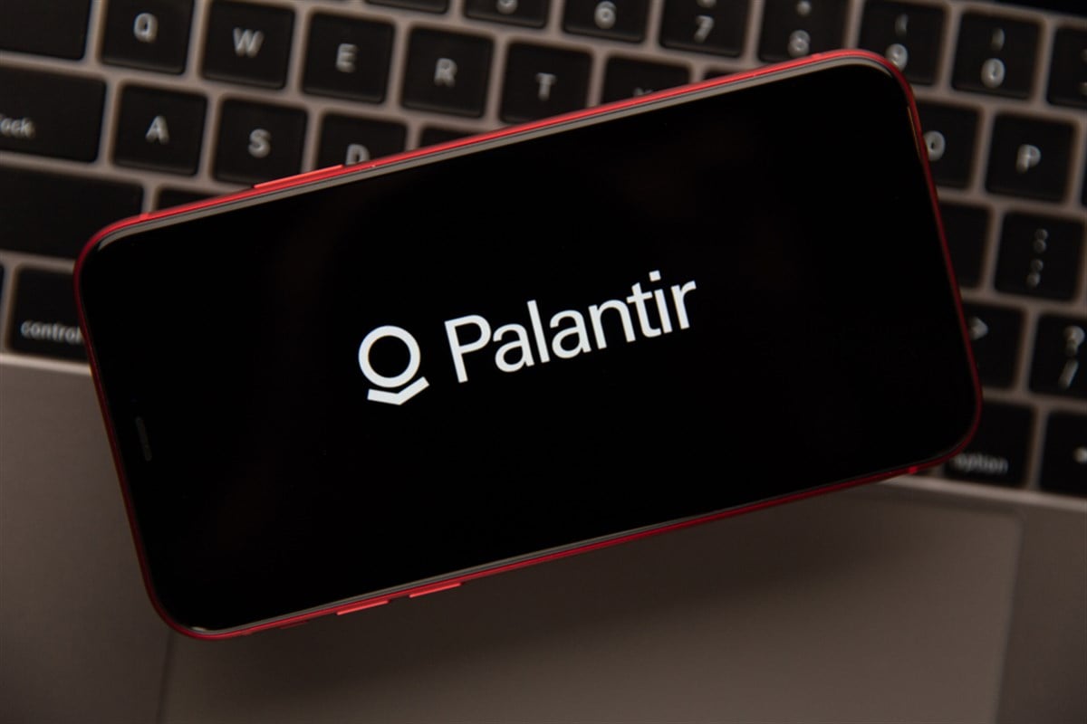Palantir stock pops 20% and continues to silence skeptics