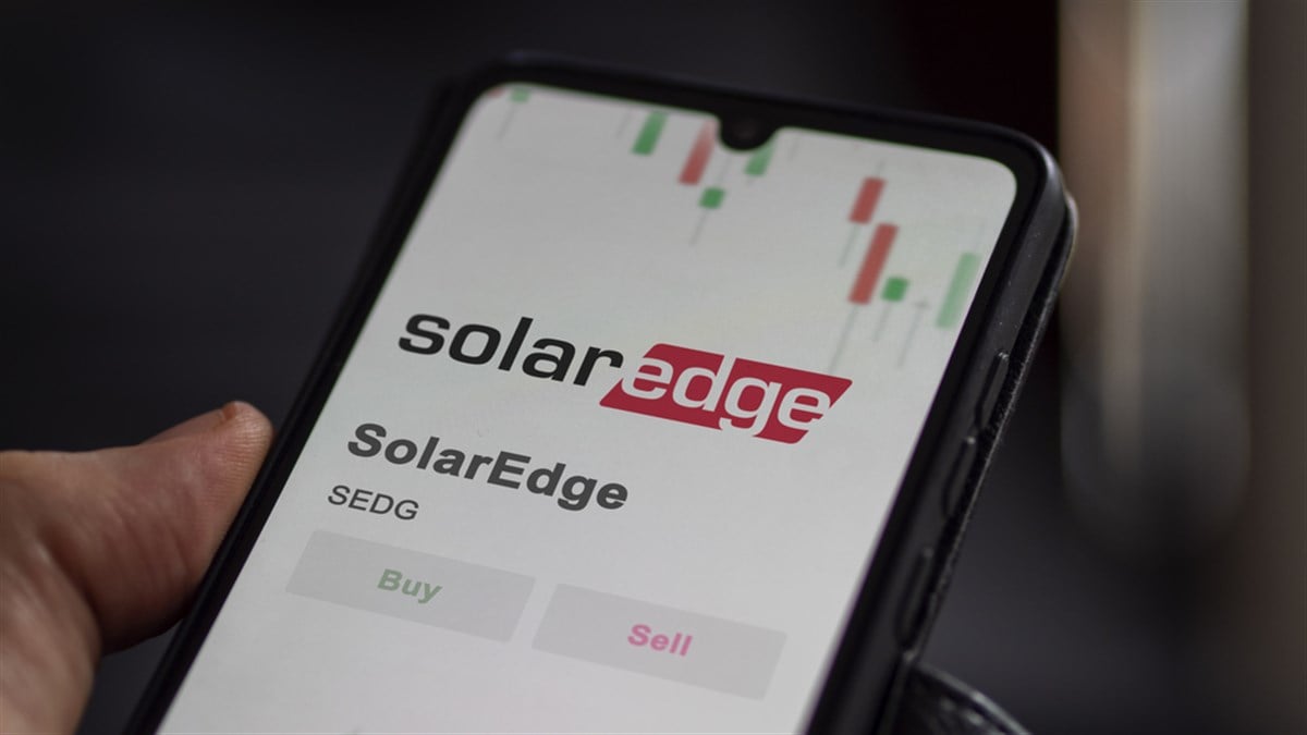 solaredge stock logo on smartphone screen