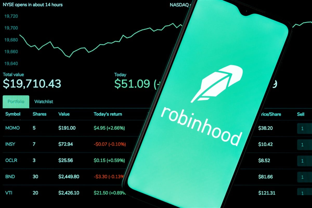 Robinhood Shares Soar 330%: Can the Rally Continue?

 News ad