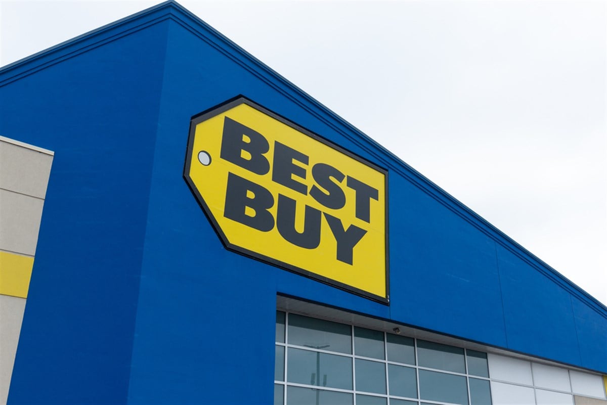 Toronto, ON, Canada ??? January 2, 2022: View at Best Buy store sign in Toronto. Best Buy is an American multinational consumer electronics corporation