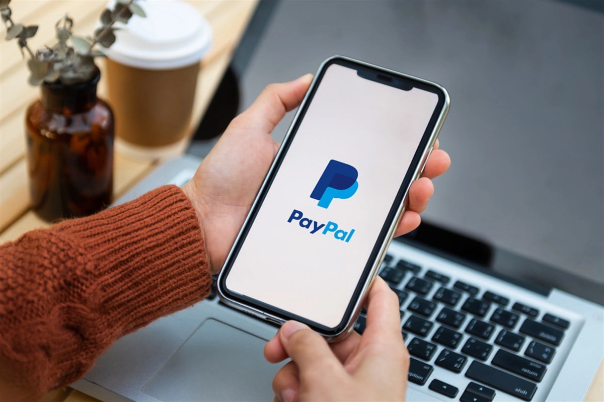 PayPal shares fall 13% after profit – time to buy a fall?

 News ad