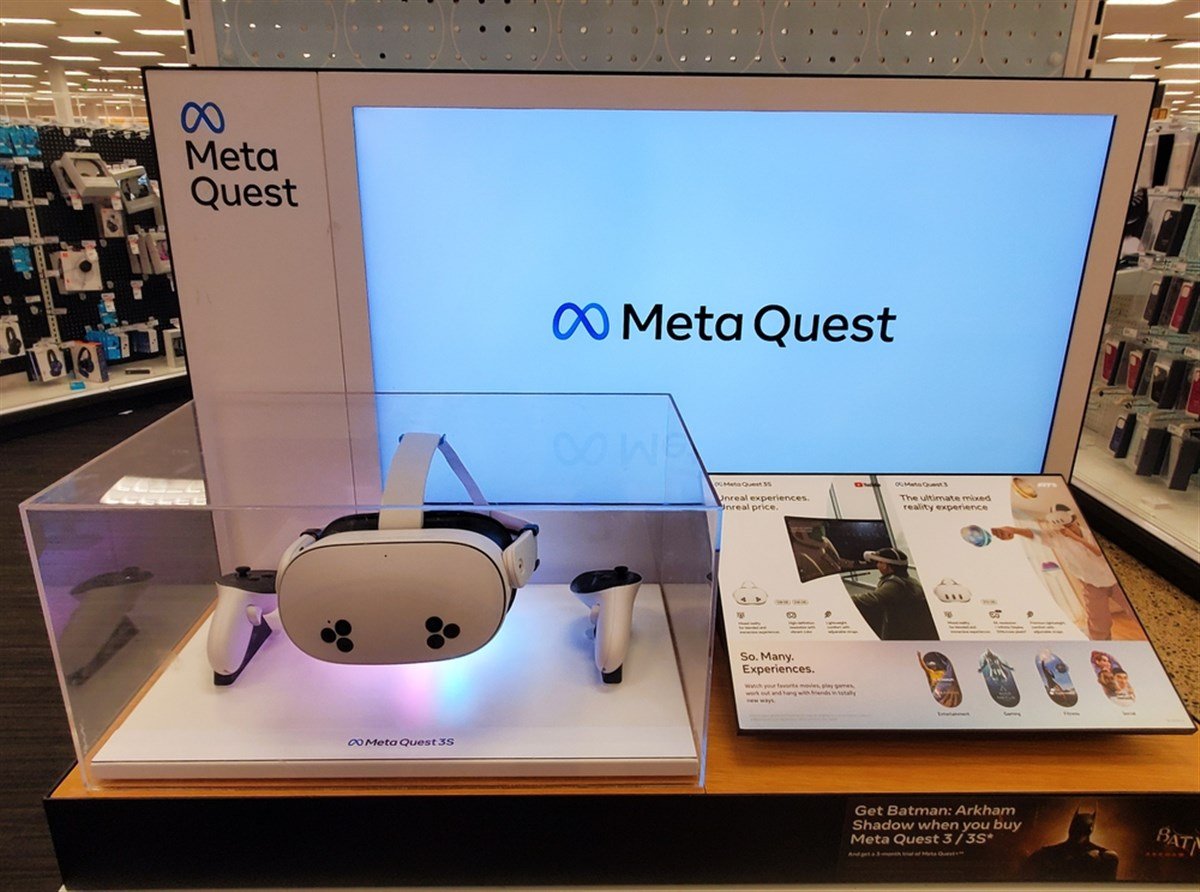 Wilmington, Delaware, U.S.A - February 23, 2025 - A Meta Quest 3S VR headset and controllers displayed in a store display case.