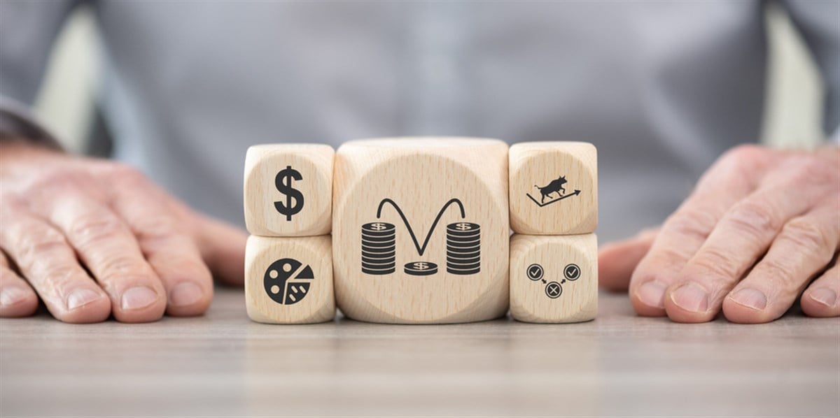 Wooden blocks with symbol of rebound concept