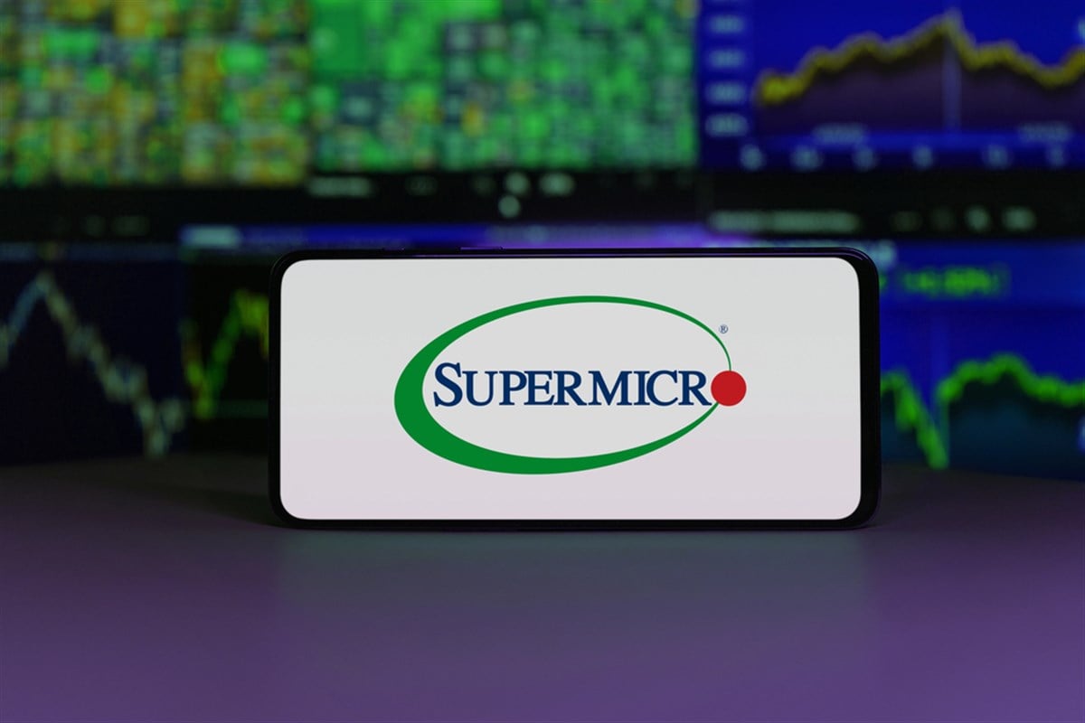 Super Micro logo on smartphone screen