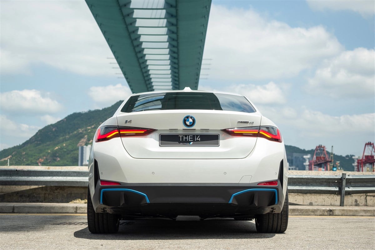 BMW EV car 