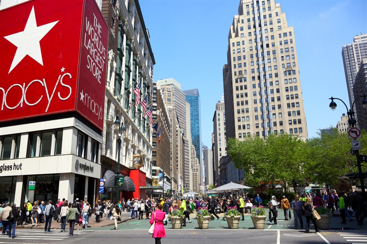 Macy's (NYSE: M) Comeback Still a Thing Despite First-Quarter Losses