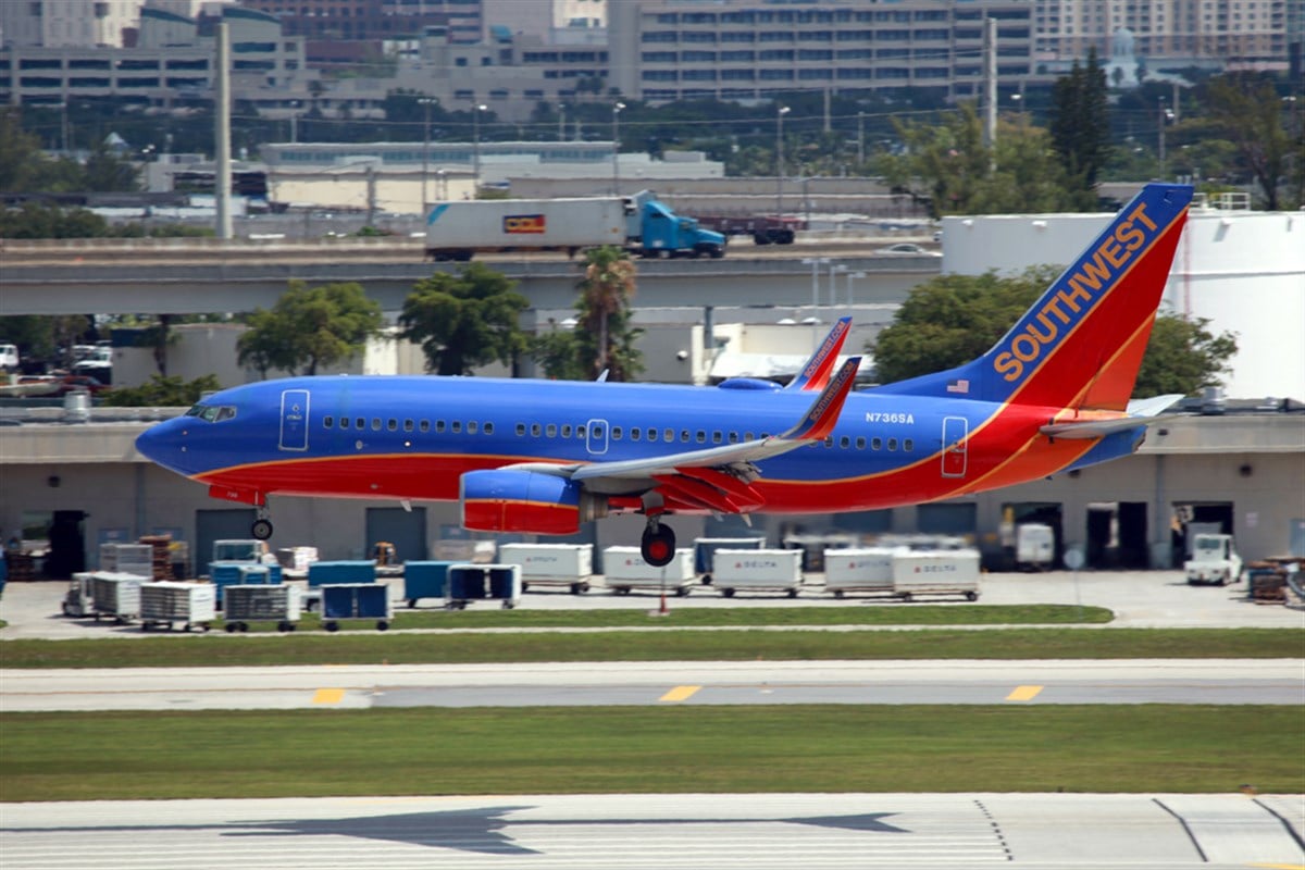 Leisure Travel Lifts Southwest Revenue Above Wall Street Views