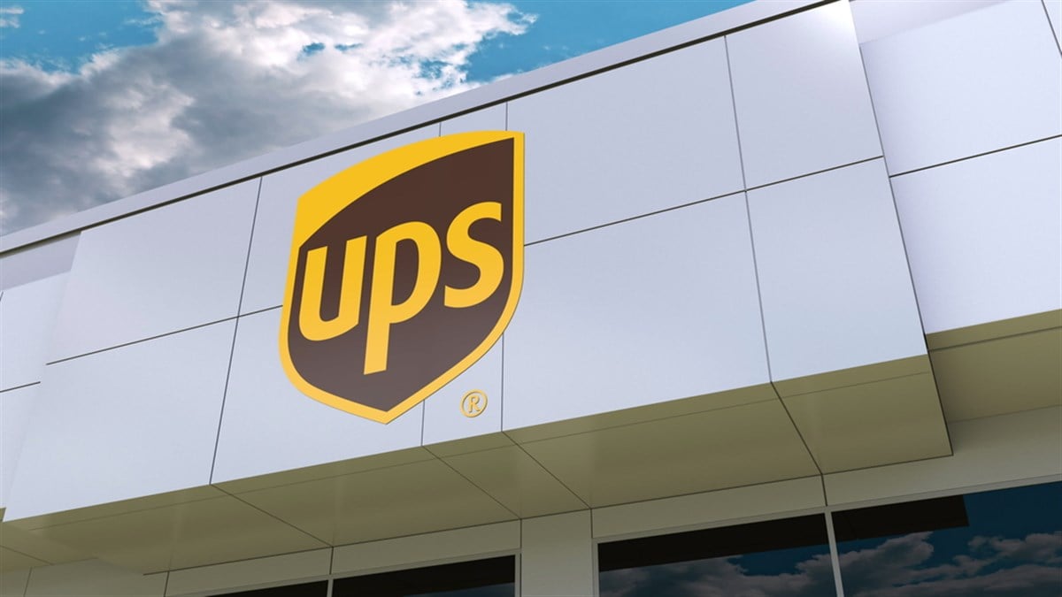 Buy Into United Parcel Service Investor Day Weakness