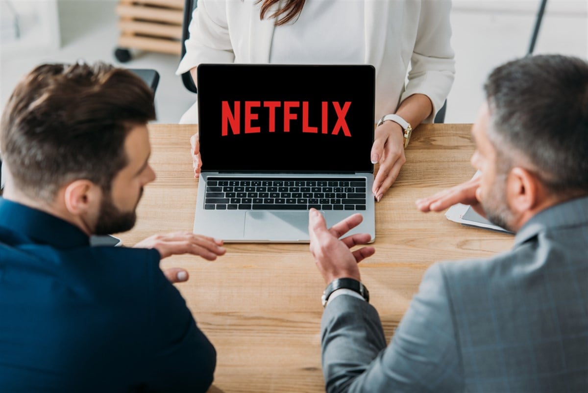 It’s Time to Cozy Up to Netflix (NASDAQ:NFLX)