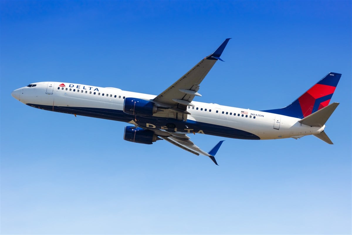 Expect More Turbulence Ahead for Delta Air Lines Stock 