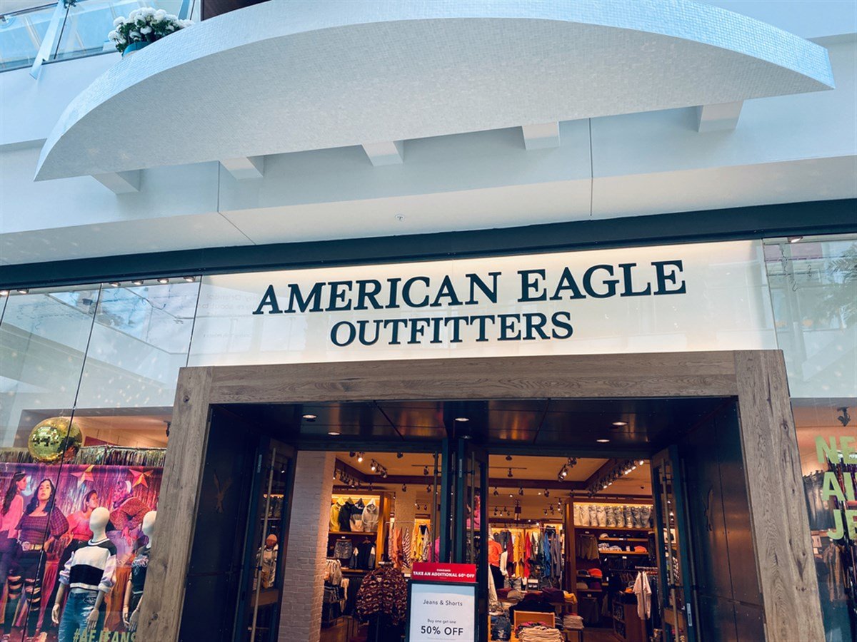 American Eagle Outfitters Gaps Up 4% On Better Sales Outlook