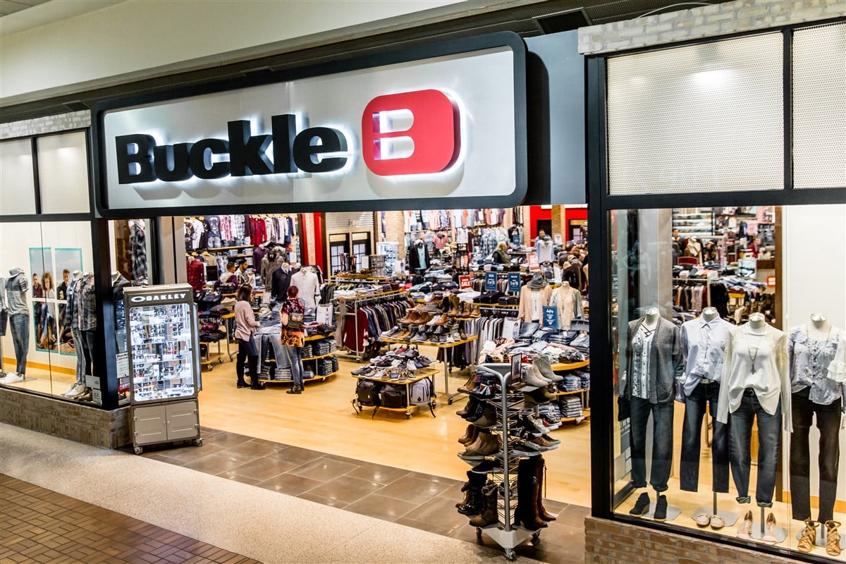 The Buckle (NYSE:BKE) Is A Deep-Value, High-Yield Growth Stock 