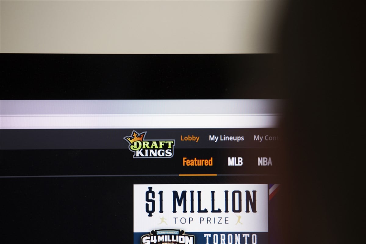 A Rounded Bottom In Draftkings, Inc Begins To Reverse Course