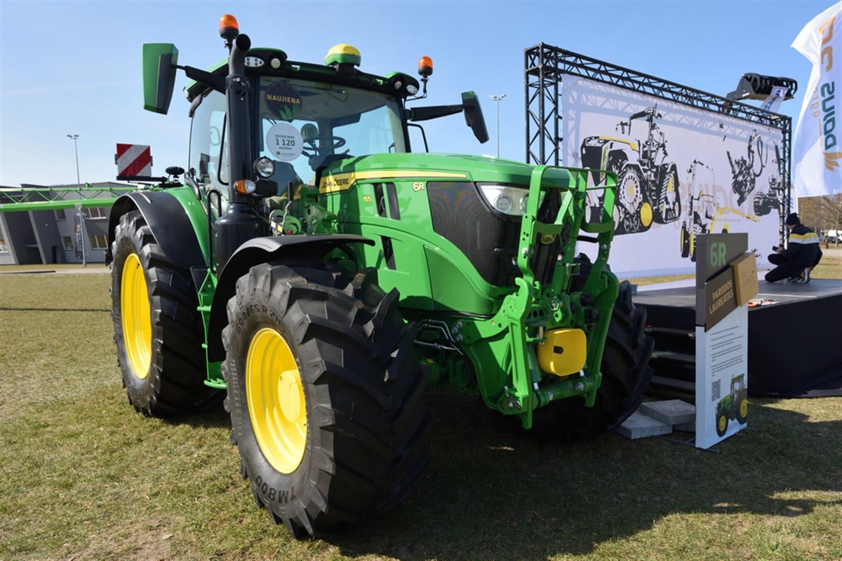 Will John Deere&rsquo;s Earnings Help to Calm the Markets?