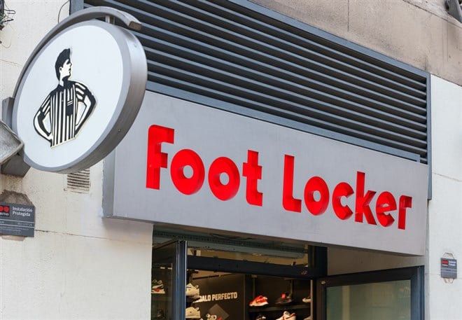 Foot Locker stock outlook 