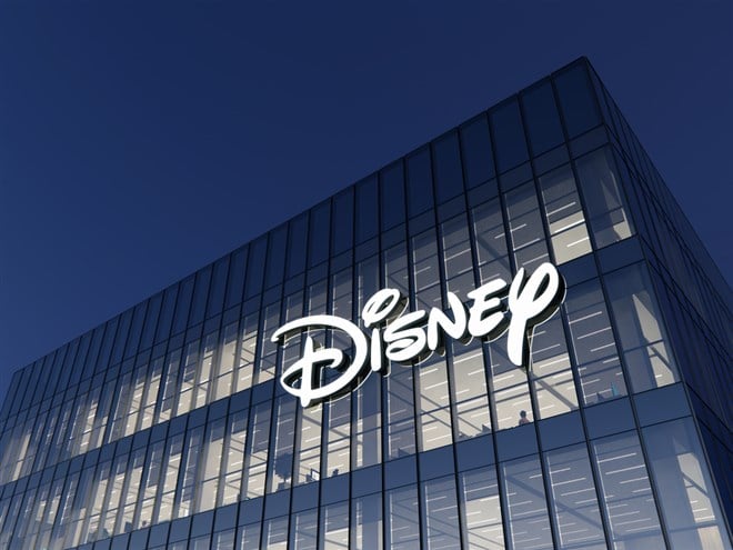 disney stock price outlook 