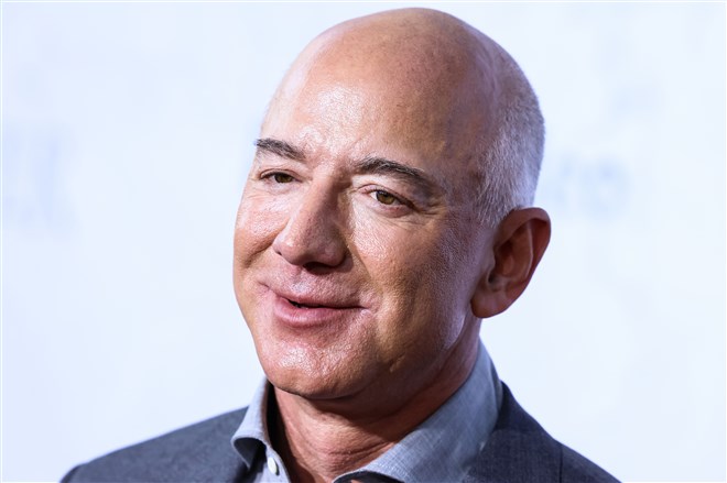 Amazon's share shuffle: Bezos's billion-dollar stock sale