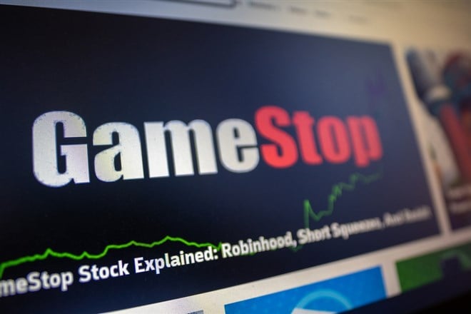 Logo of the GameStop gaming company, famous for the stock price rising as wallstreetbets challenges brokers and big investors