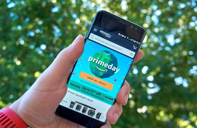 Amazon Prime Day page on Samsung s8 screen in a hand