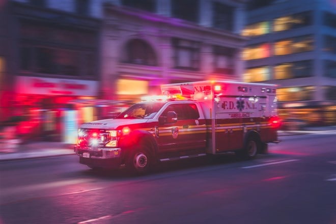 New York, US - May 8, 2023 - Emergency Pick-up Truck Passing Fast at Night in Manhattan, New York. — Stock Editorial Photography