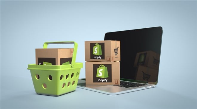 Shopify, E-commerce Social Media Concept, E-commerce Platforms. 3D Visual Design — Stock Editorial Photography