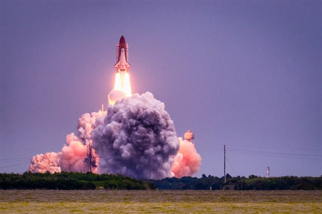 Launch of Atlantis-STS-135 - Stock Editorial Photography