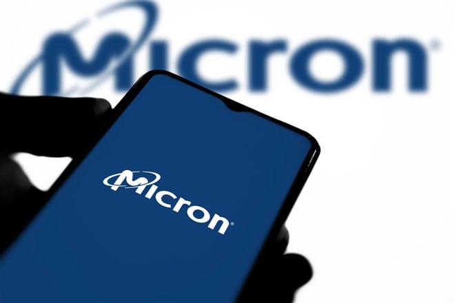 Micron logo is displayed on smartphone-Dhaka, Bangladesh- 29 September 2024. — Stock Editorial Photography