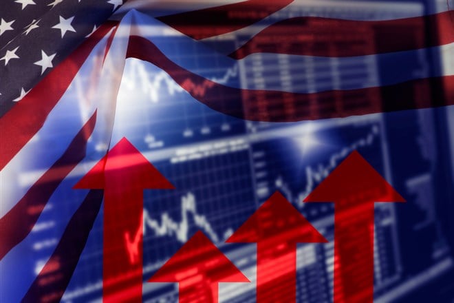 Usa flag and arrows with financial graph background — Photo