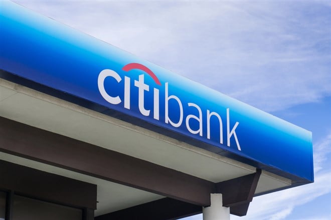 Citibank bank exterior and sign — Stock Editorial Photography