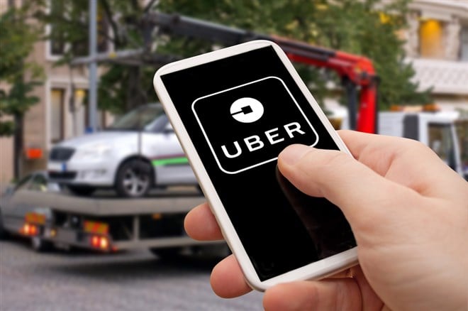 Uber (NYSE:UBER) Struggles to Keep Head Above Water