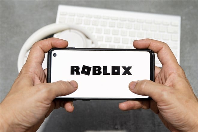 Roblox Stock Is Worth Owning Lower - robux tax calculator