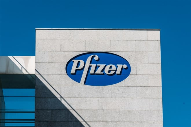 What the Bulls and Bears are Getting Wrong About Pfizer