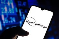 May 19, 2021, Brazil. In this photo illustration the QuantumScape logo seen displayed on a smartphone screen